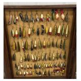 80++ fishing lures - showcase is being sold