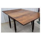 Gate leg drop leaf table 46"21"29 closed 63"open