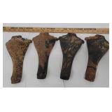 4 cast  iron legs