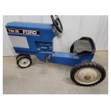 Ford tw-35 pedal tractor with manual