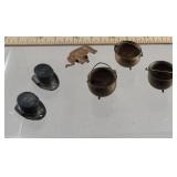 3 little brass kettles, GOP elephant, & 2 hats