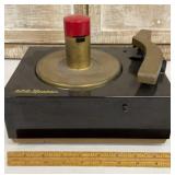 1949-50 RCA  Victor record player - works!