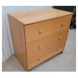 3 drawer dresser 32"19"31"