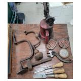 Chisels, reflectors, torch etc