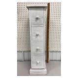 White washed 1 door cubby