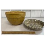 Roseville pie dish & stoneware bowl