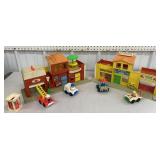 Fisher Price Family Village w/ accessories -