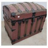 Dome top trunk 32"21"28"