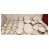 90 plus pc set fine Dinnerware china