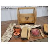 Shoeshine kit