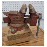 Columbian 2½"vise