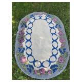 Oval hook rug approx 39"x56" - clean