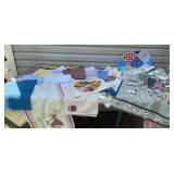 Tableful of newer & vintage kitchen linens -