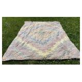 Antique quilt - a little worn - approx 5