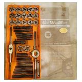 Tap and die set