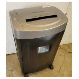 Royal microcut paper shredder