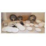 Pampered chef items, three-piece knife set,