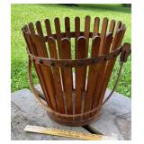 Apple/fruit basket - all wood - a little split by