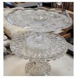 2 pretty cake pedestals