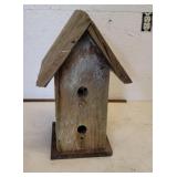 2 hole bird house 20"