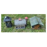 3 bird feeders