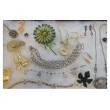 Misc jewelry - large green flower brooch,