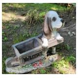 Resign dog planter