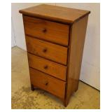 Small 4 drawer dresser 16"11"30"