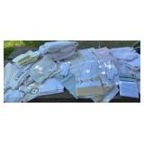 Big box of complete & misfit bedding - mostly