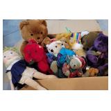 Large box misc bears & dolls - clean