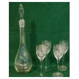 Decanter with 4 glasses