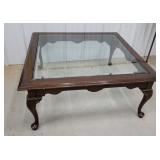 Glass top coffee table 36 "36"17" - Small chip
