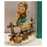 Hummel - just resting