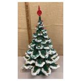Ceramic Christmas tree w/ music box - nice