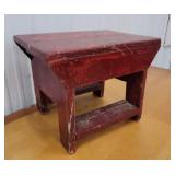 Small red bench 18"14"14"