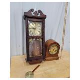 2 quartz clocks
