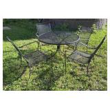 Patio table w/ 4 chairs - just needs a fresh coat