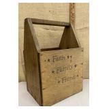 Heavy wood tote - Faith, Family, Friends