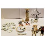 Small tea set, Mexican dolls, metal tree, ceramic