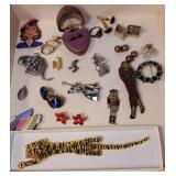 Box jewelry - includes articulated tiger pin