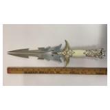 Fantasy knife w/ scaled handle