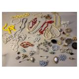 Box jewelry & 2 watches