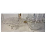 Pretty Cake stand and fruit bowl