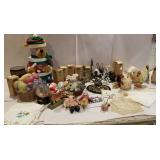 Christmas items, chickens, 3 pcs bear cantainers,