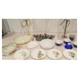 Lot of kitchenware, silverware, Pyrex, dessert