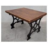 Iron base end stand 21"18"15"