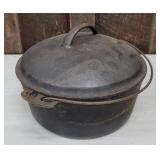 Cast iron Dutch oven with lid