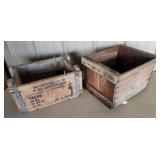 2 wooden crates - (1 Ammo)