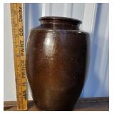 Very old redware/stoneware pot/vase - tiny chip