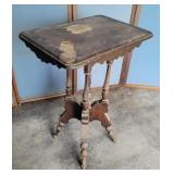 Victorian stand needs work 21"15"31"